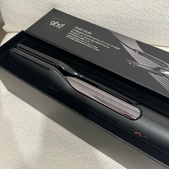 ghdDuet Style 2-in-1 Hot Air Styler